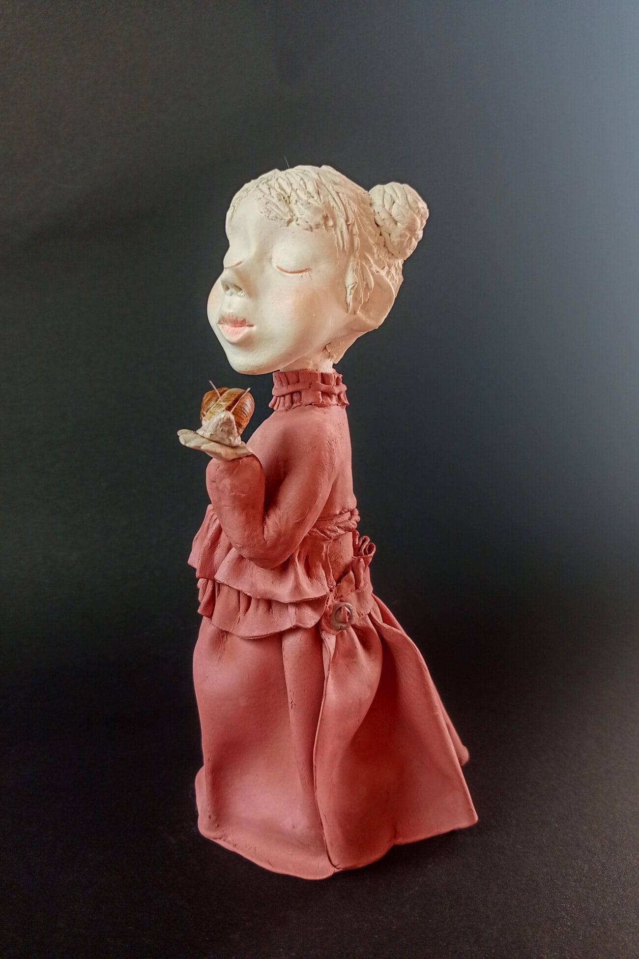 Leliu_sodas_interjerines_leles_ranku_darbo_leles_kolekcines_leles_lele_Name_statulele-4